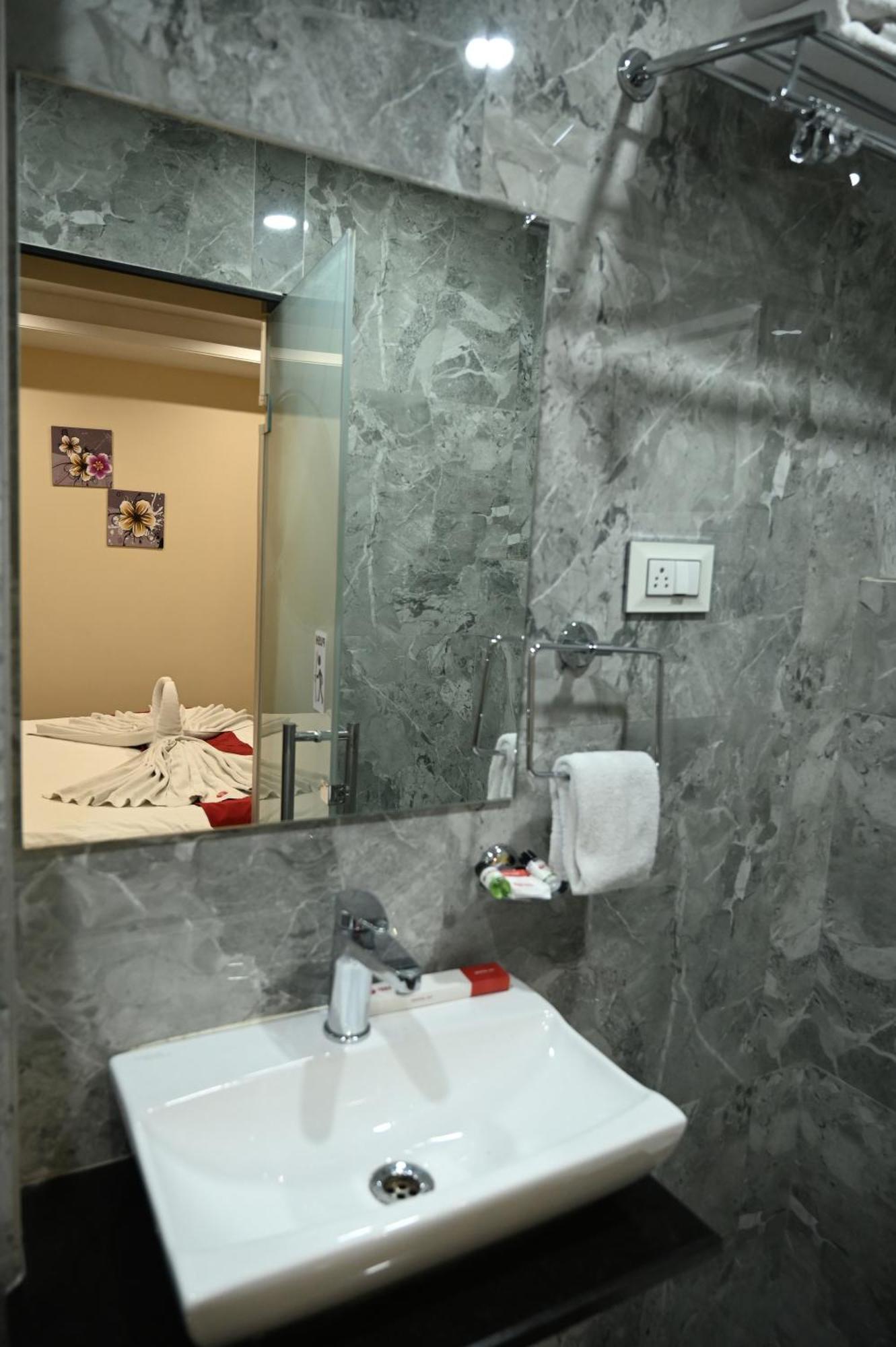 Hotel Trax International Jamshedpur Ngoại thất bức ảnh