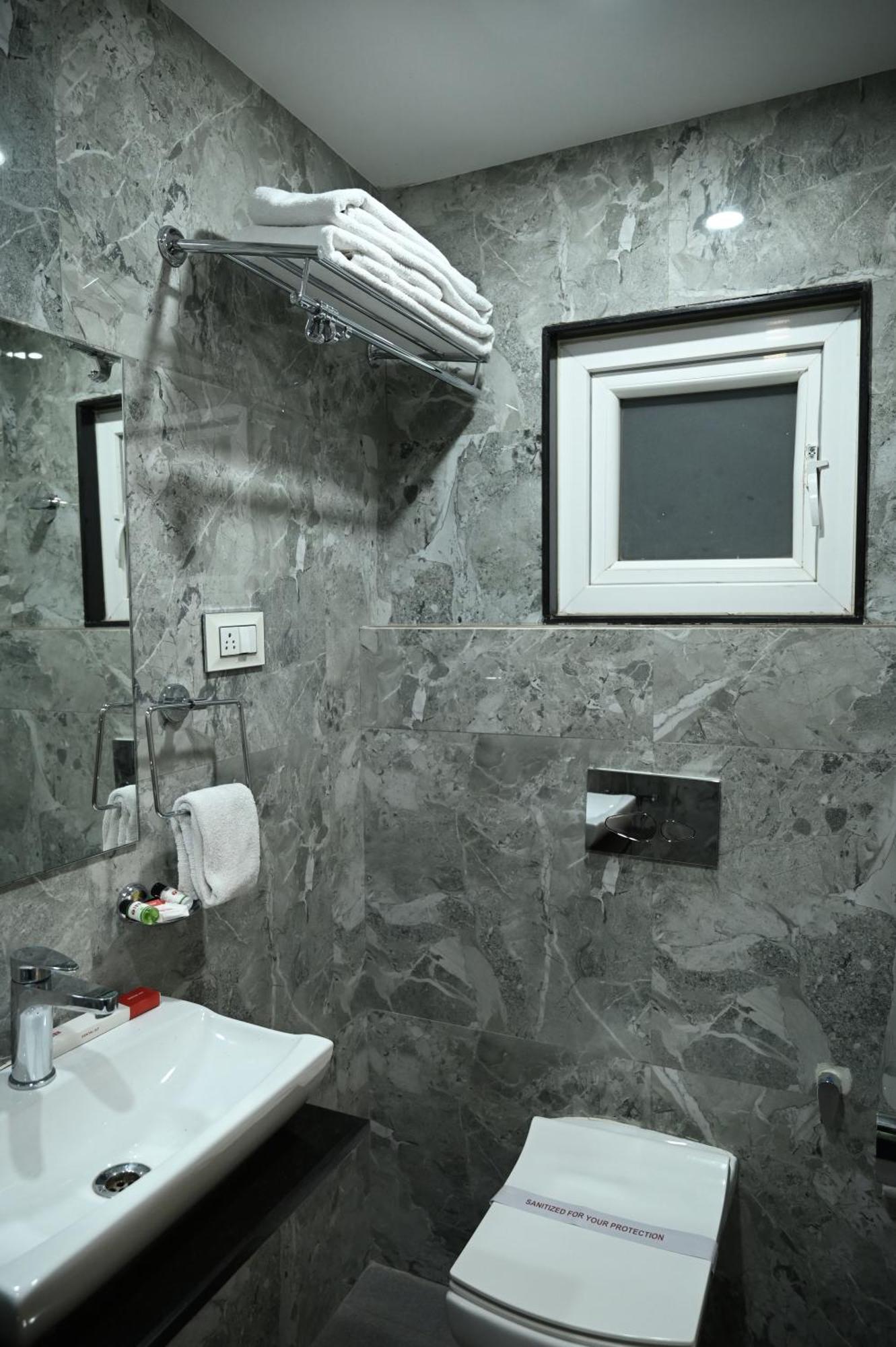 Hotel Trax International Jamshedpur Ngoại thất bức ảnh