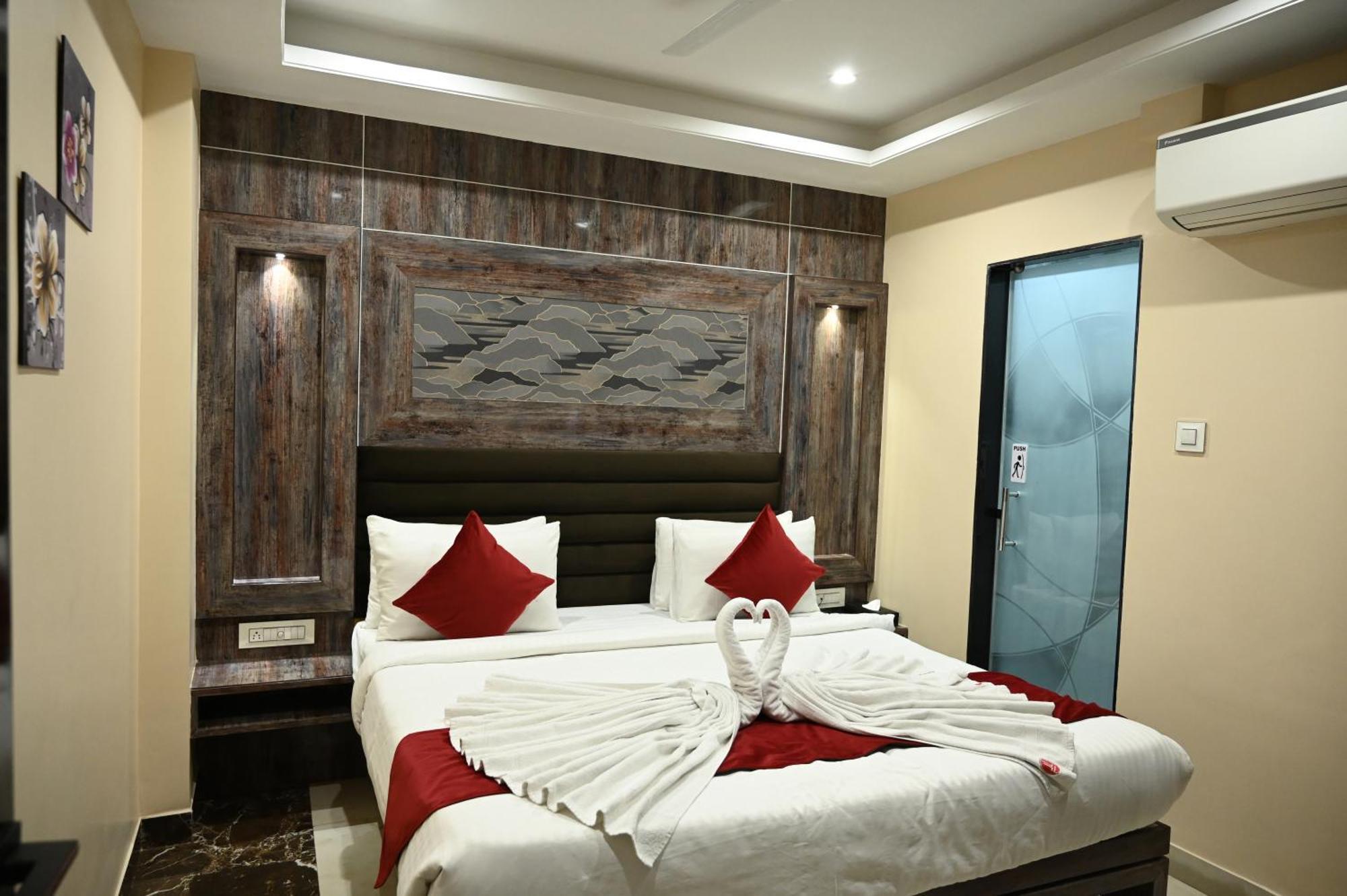 Hotel Trax International Jamshedpur Ngoại thất bức ảnh