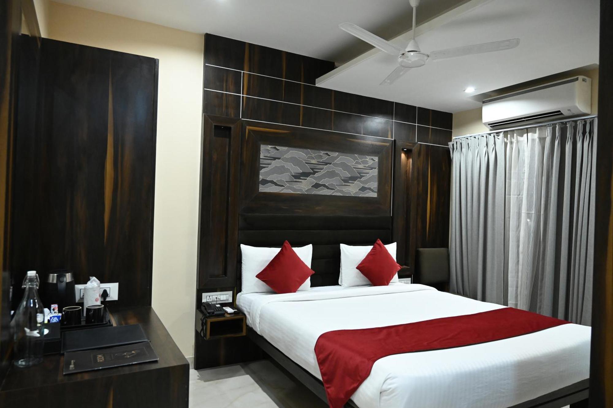 Hotel Trax International Jamshedpur Ngoại thất bức ảnh