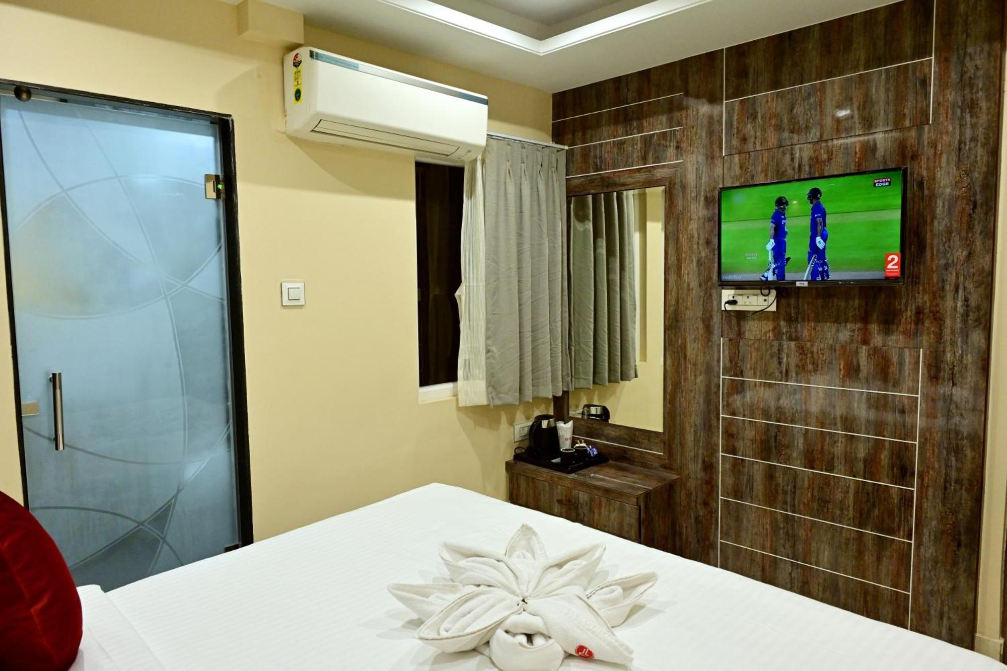 Hotel Trax International Jamshedpur Ngoại thất bức ảnh
